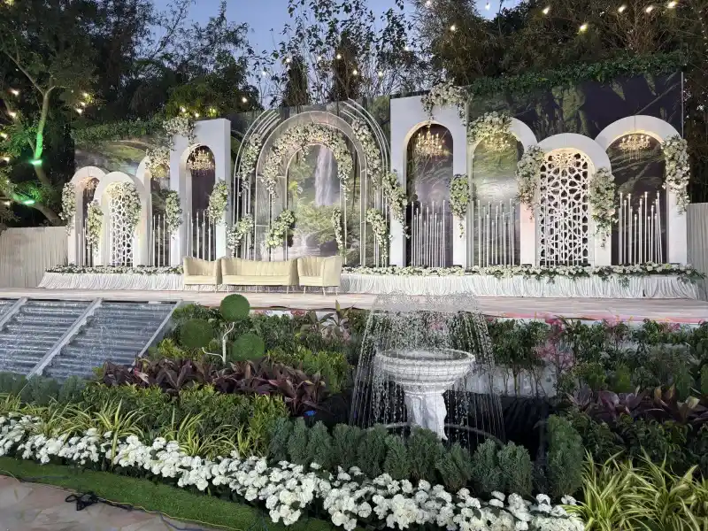 The Grand Lawn — decorated setup